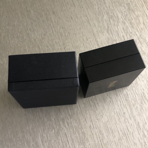 PIAGET Earrings 📦 New - Picture 16 of 16